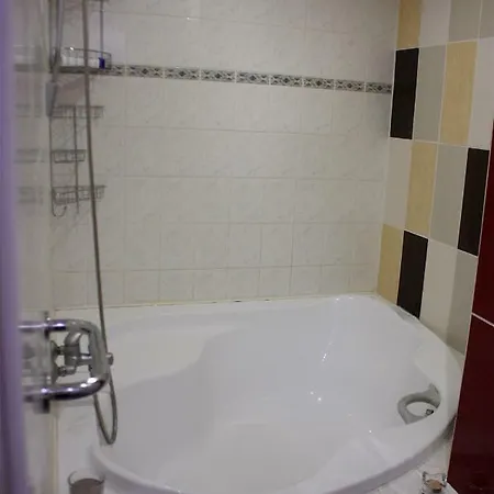 Spacious Charles Bridge Apt In The Heart Of